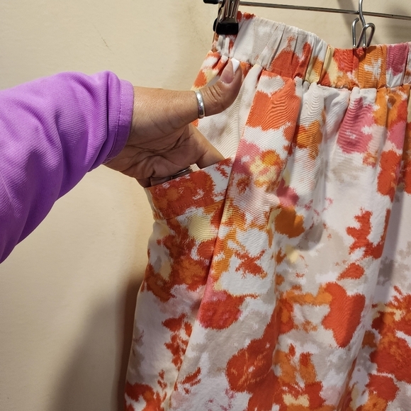 HALOGEN Short Silk Blend Skirt with pockets size XS - Picture 3 of 10